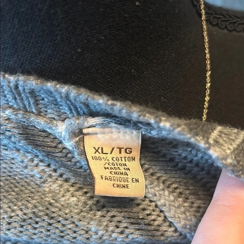 Tommy Bahama V-Neck Sweater - Gray